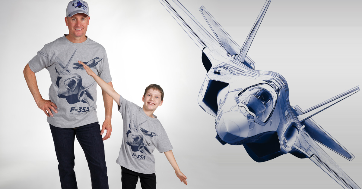 Embroidery vs. Screen Printing: Choosing the Right Method for Your Custom Apparel